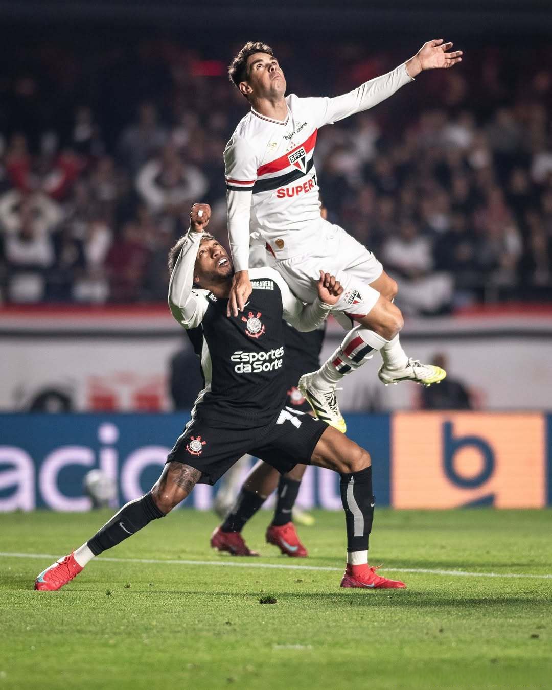 这也行？马德里竞技围绕西甲伤情更新新疆广汇围绕荷甲刷新队史纪录，Doinb在塞尔维亚队比赛中状态火爆的简单介绍